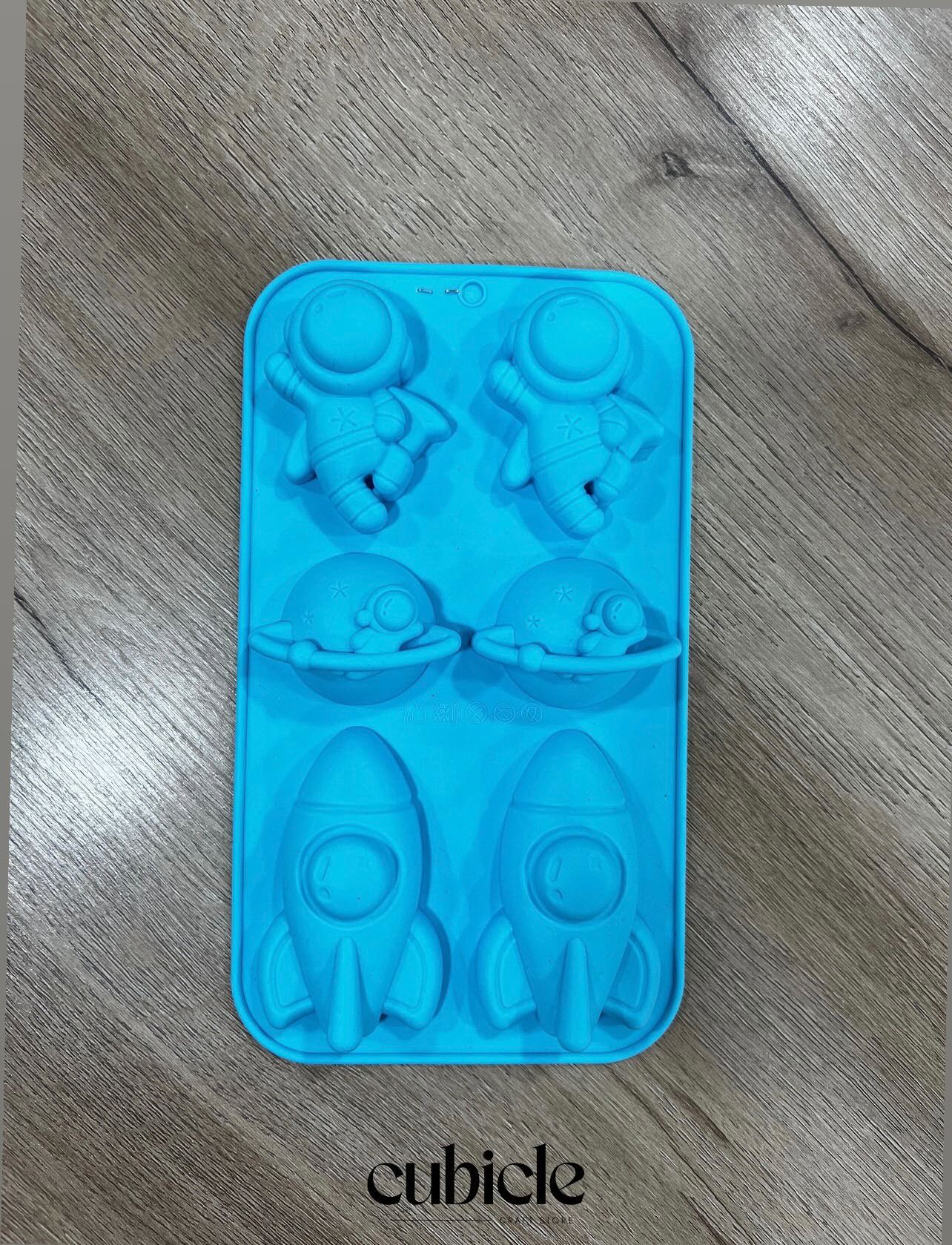 Astronaut Mold