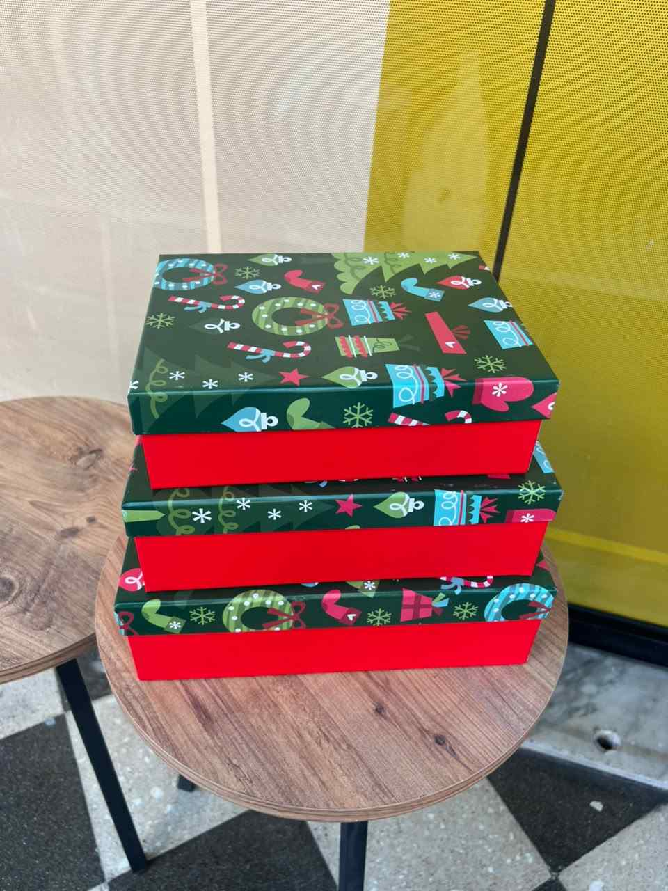 Patterned Christmas Gift Rectangular Box - Cubicle Home LB