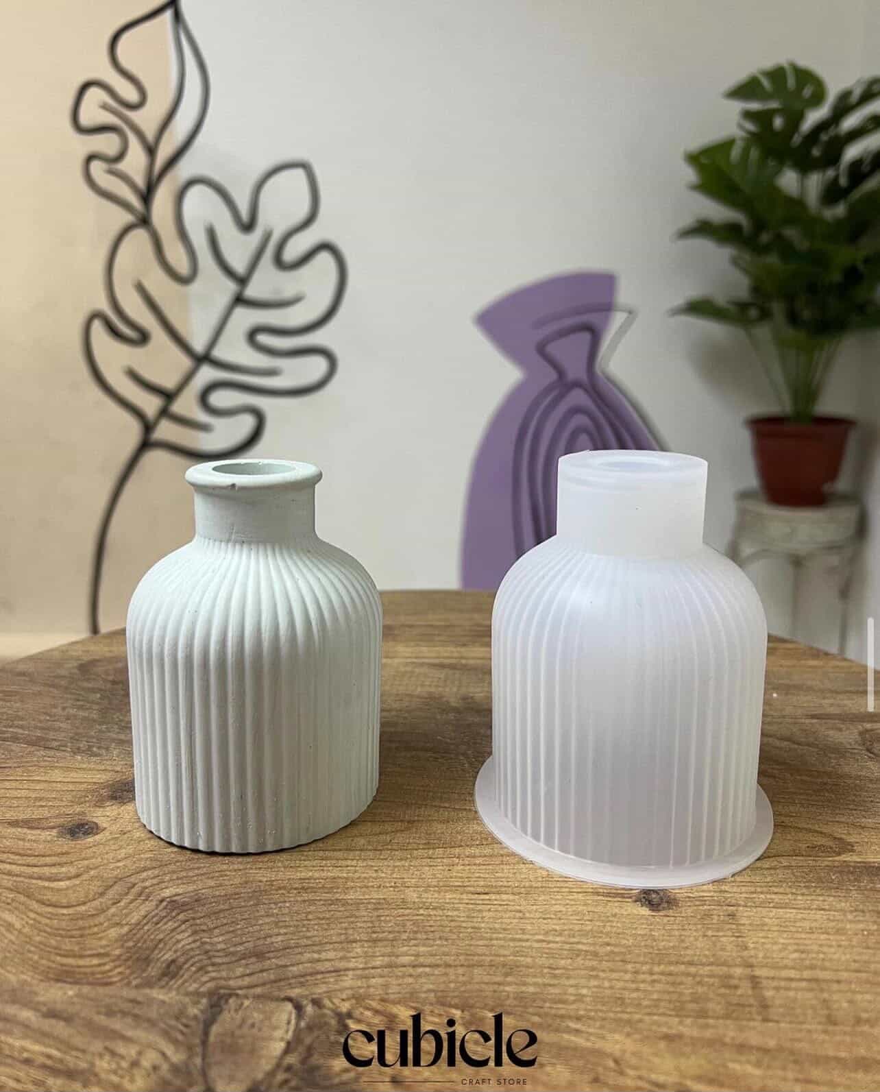 Striped Vase Mold