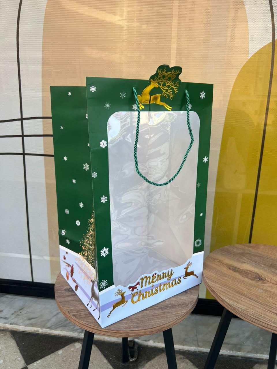 Green Christmas Gift Bag with Deer - Cubicle Home LB